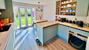 Photo 1- click for photo gallery